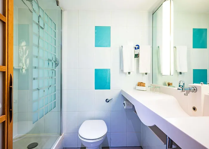 Novotel London WestBoutique Hotel